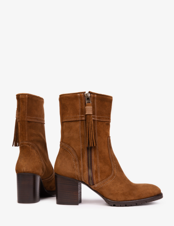 Fina Suede Tassel Boot Peat