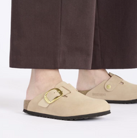 Boston Big Buckle Sandcastle