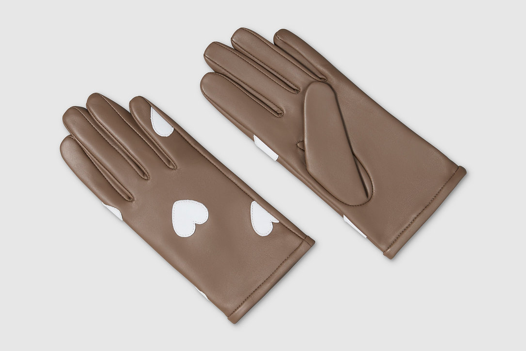 Taupe Hearts leather gloves