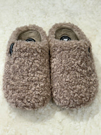 York Curly Faux Fur Taupe Slippers