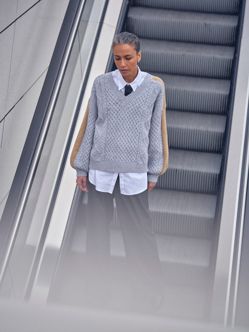 Beth Ottili V Neck Knit