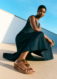 Lulu Marbled Stone Toe Post Sandal Deep Tan