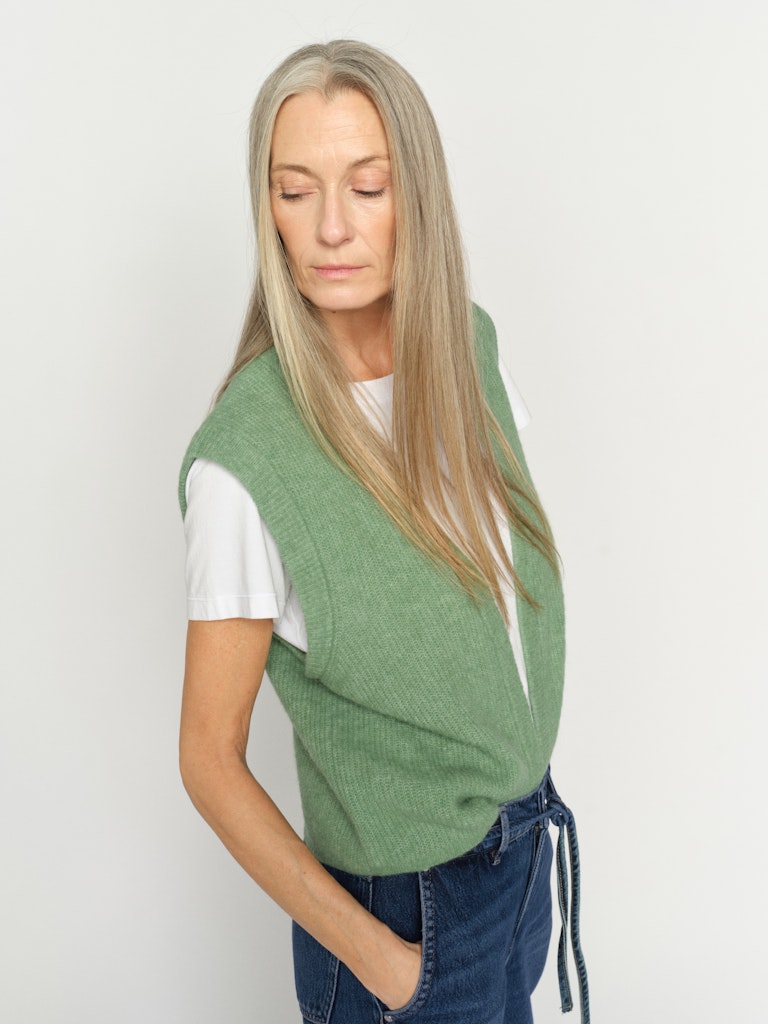 Thora Knit Vest Turf Green