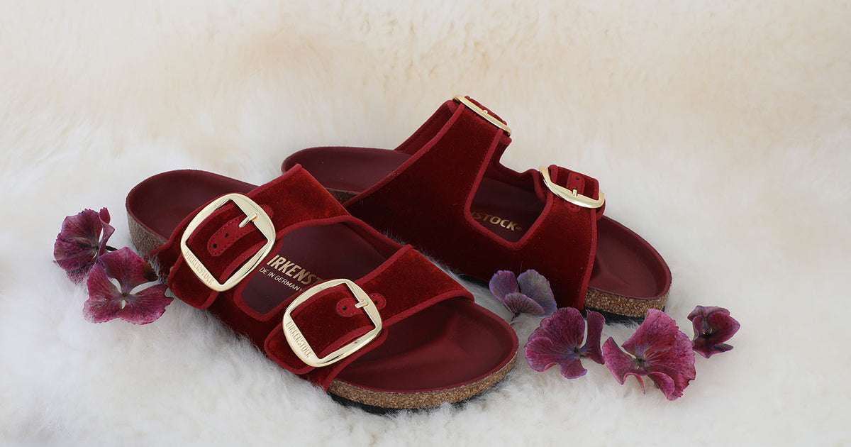Arizona Big Buckle Sandal Rust Red Velvet