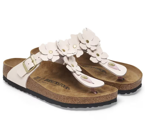 Birkenstock Gizeh sandals in light rose leather with flower embellishment and side buckle 