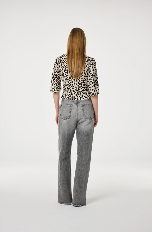 Myrte Top Snow Leopard
