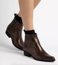 Frontier Metallic Leather Boot Walnut