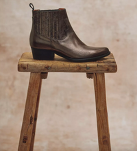 Frontier Metallic Leather Boot Walnut