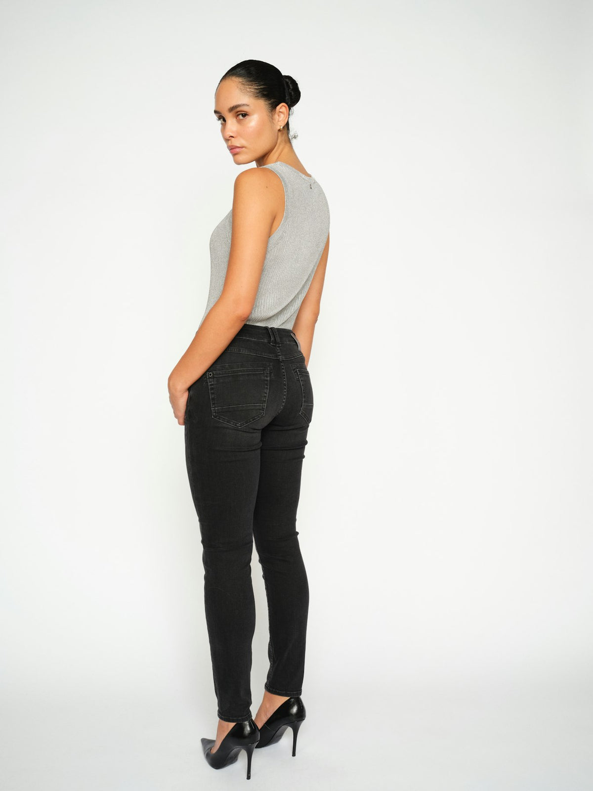 Relena Imanja Knit Top Silver