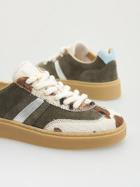 SERAFINI Court Trainer Country Green Milk Cow
