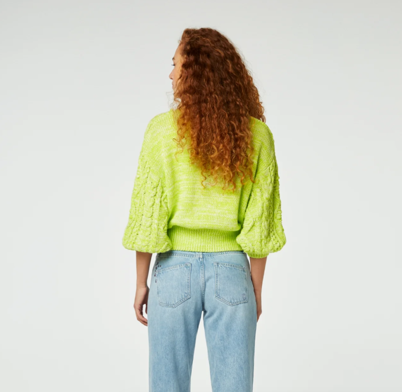 Suzy Pullover 3/4 Sleeve Lovely Lime